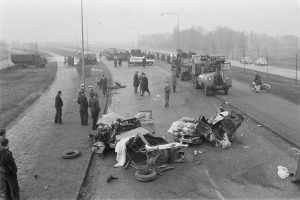 POL-WAF: Ennigerloh. Betrunkener Fahrer ignorierte Schäden von einem anderen Unfall