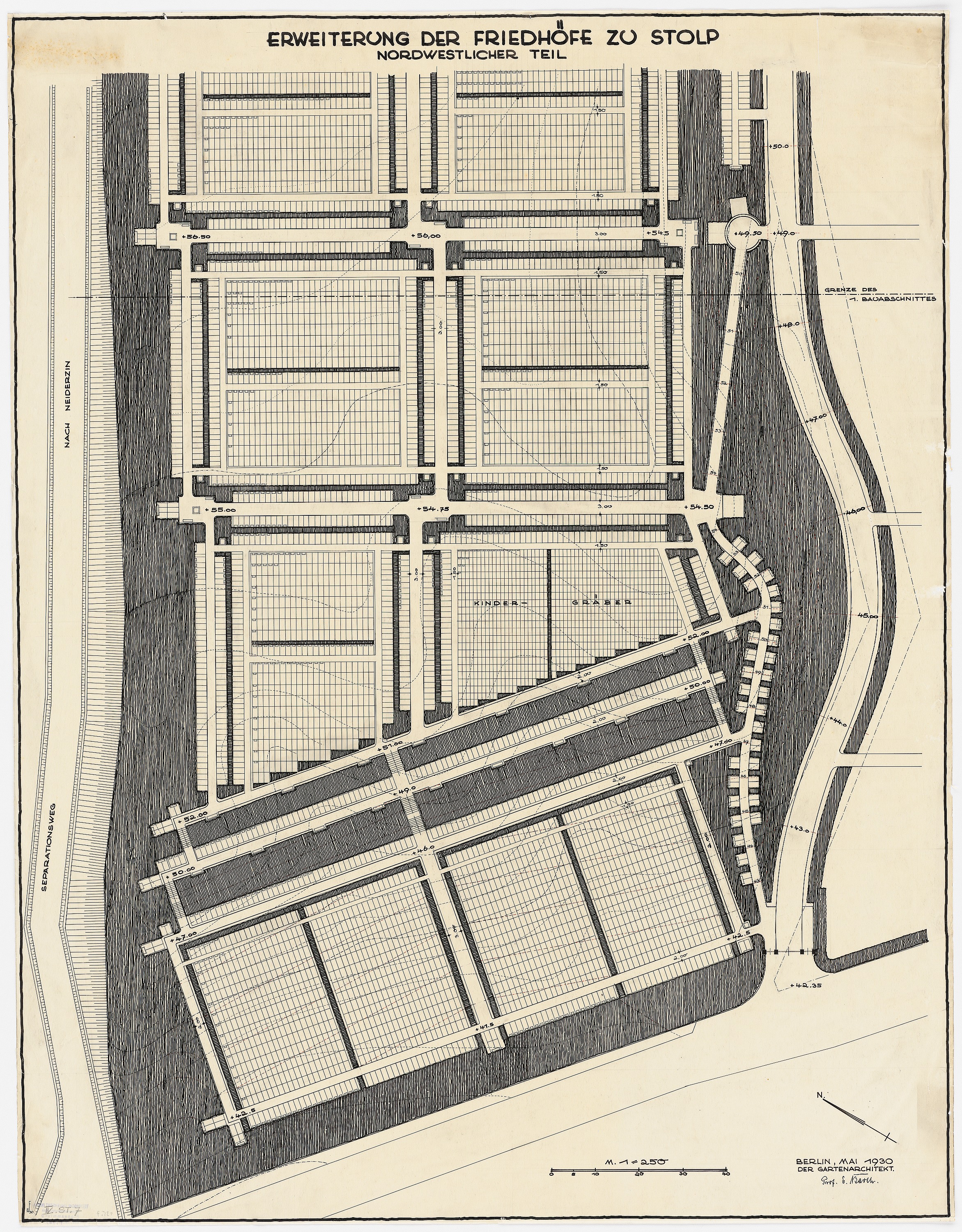 Ein altes Stadtplan von einer Stadt mit zahlreichen Gebäuden und einem Stadtplan, das descriptive Text über die Stadtplanung enthält.