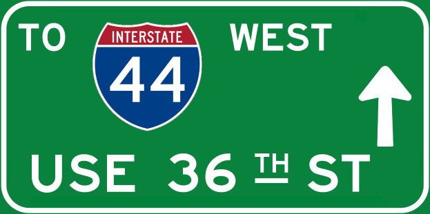 Ein grünes Highway-Schild, das "Interstate 44 West" anzeigt, mit einem Pfeil nach rechts und zusätzlichem Text und Zahlen.