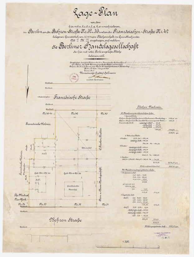 Alter Dokument mit handgezeichneter Grundriss des Berliner Handelsgesellschaft, mit Text und einem Stempel auf der linken Seite.