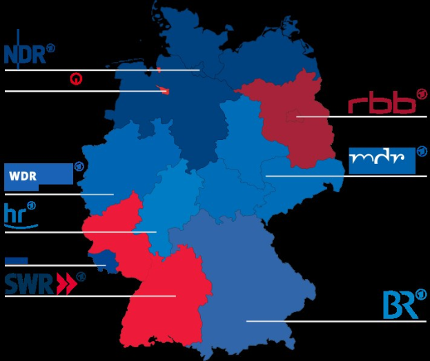 Karte von Deutschland mit roten und blauen Provinzen, die die Ergebnisse der Wahl von 2016 anzeigen, einschließlich der Namen der Kandidaten und des Wahldatums.