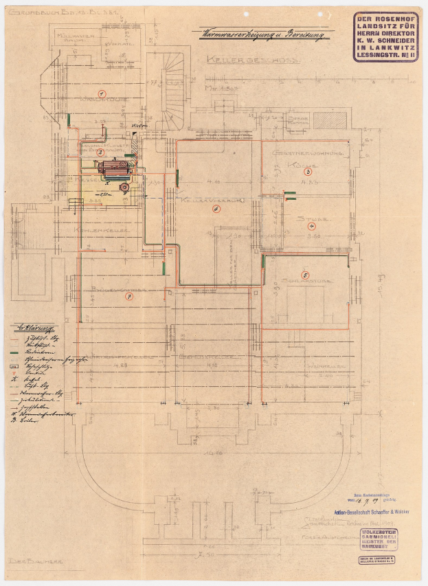 Architektonischer Plan des Rosenhof-Krankenhauses in Hamburg, Deutschland, mit detaillierter.Layout mit zahlreichen Kabeln und beschrifteten Räumen, Fluren und Merkmalen auf altem Papier.