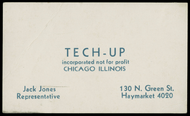 Ein altes Geschäftsblatt mit der Aufschrift "tech-up incorporated nicht gewinnorientiert" vor schwarzem Hintergrund.